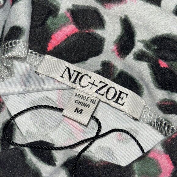 NWT NIC+ZOE Cheetah Pop Top Grey Multi Women's M Turtleneck Leopard Animal Print - Picture 5 of 7